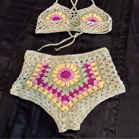 Summer Crochet Crop Tank Cheeky Shorts Set Granny Squares Sexy M High Waist - Picture 13 of 16
